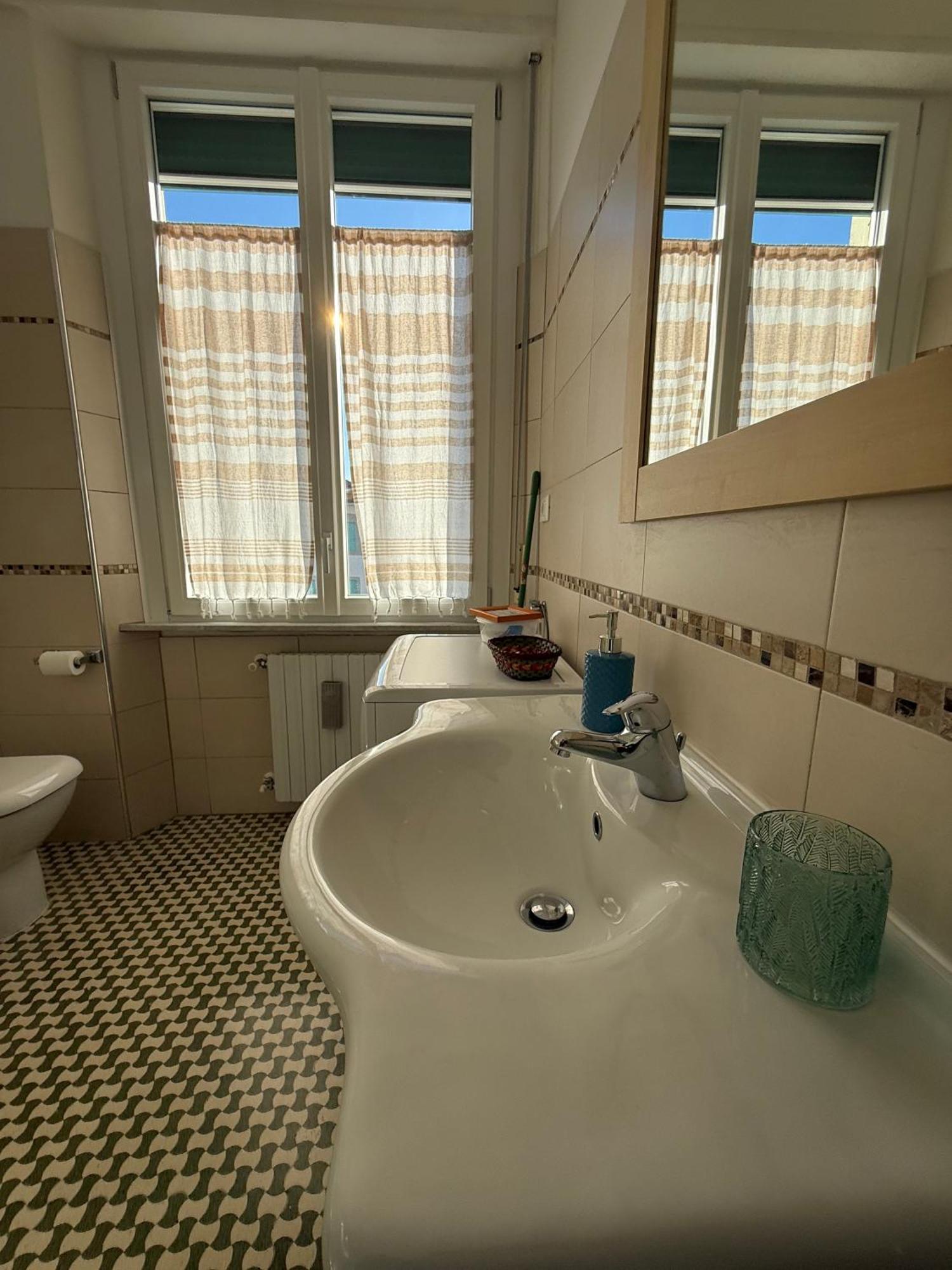 Appartement Il Pesce Di Legno à Livourne Extérieur photo
